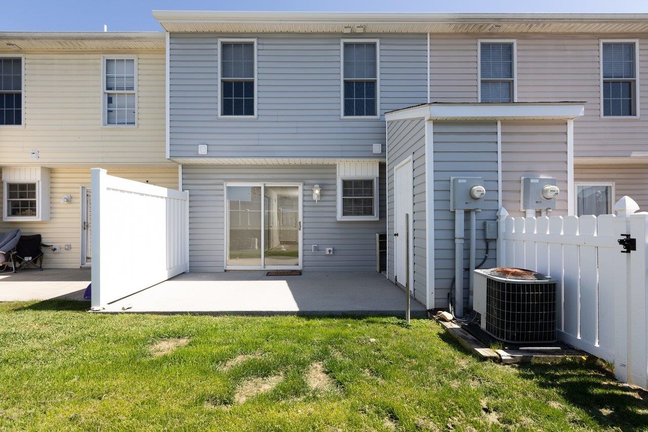 1054 ALEXANDER HAMILTON LN, HARRISONBURG, Virginia 22802, 3 Bedrooms Bedrooms, ,2 BathroomsBathrooms,Residential,1054 ALEXANDER HAMILTON LN,675908 MLS # 675908