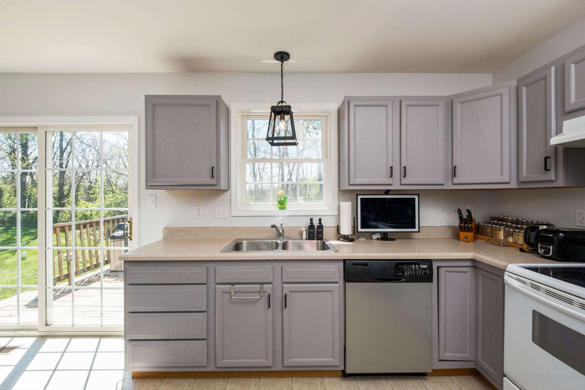 295 TANAGER LN, ELKTON, Virginia 22827, 4 Bedrooms Bedrooms, ,2 BathroomsBathrooms,Residential,295 TANAGER LN,675912 MLS # 675912