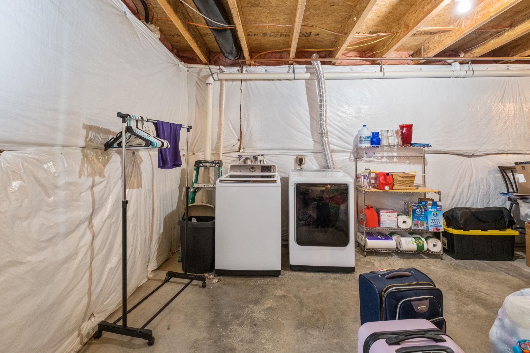 295 TANAGER LN, ELKTON, Virginia 22827, 4 Bedrooms Bedrooms, ,2 BathroomsBathrooms,Residential,295 TANAGER LN,675912 MLS # 675912