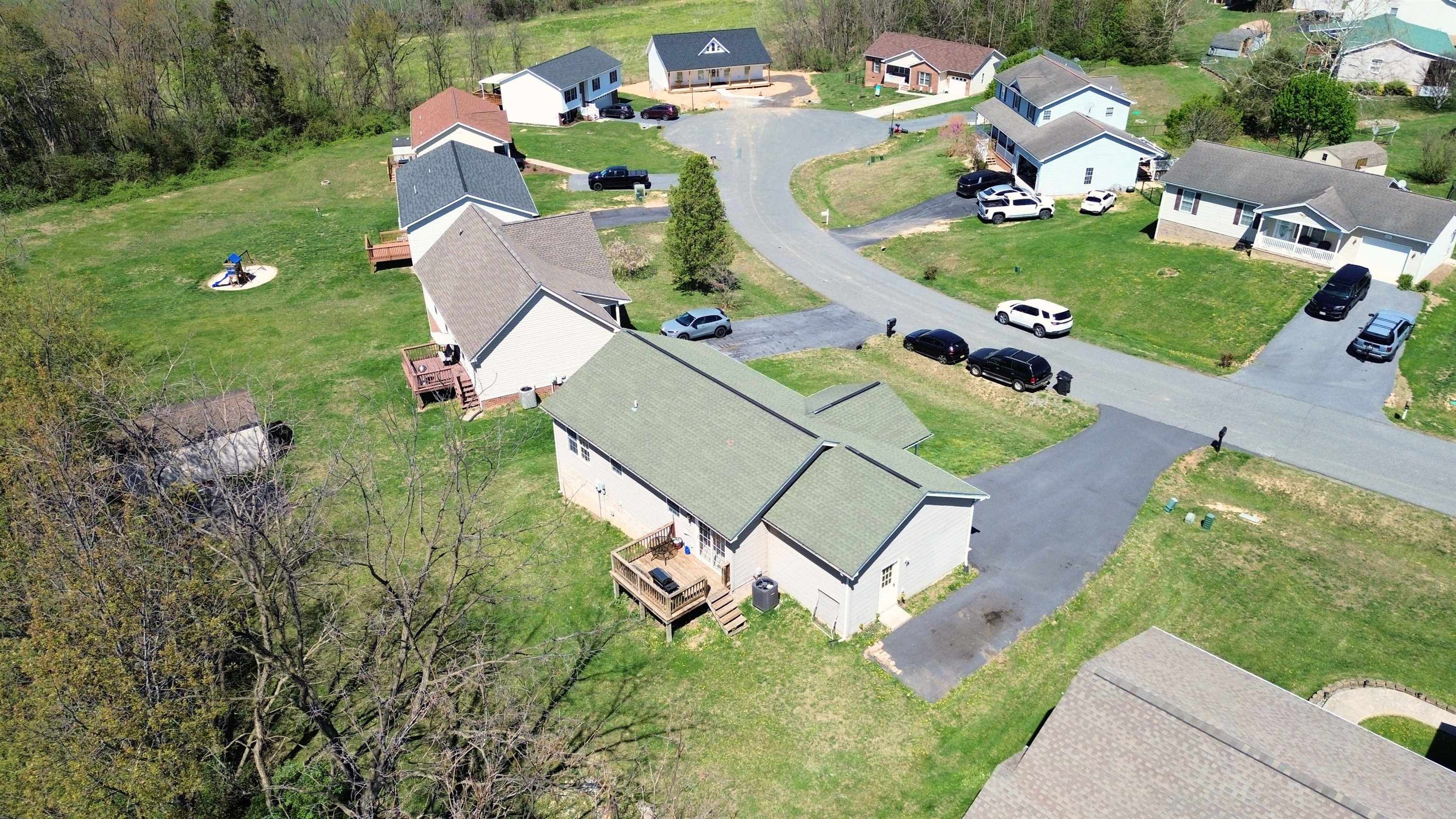 295 TANAGER LN, ELKTON, Virginia 22827, 4 Bedrooms Bedrooms, ,2 BathroomsBathrooms,Residential,295 TANAGER LN,675912 MLS # 675912