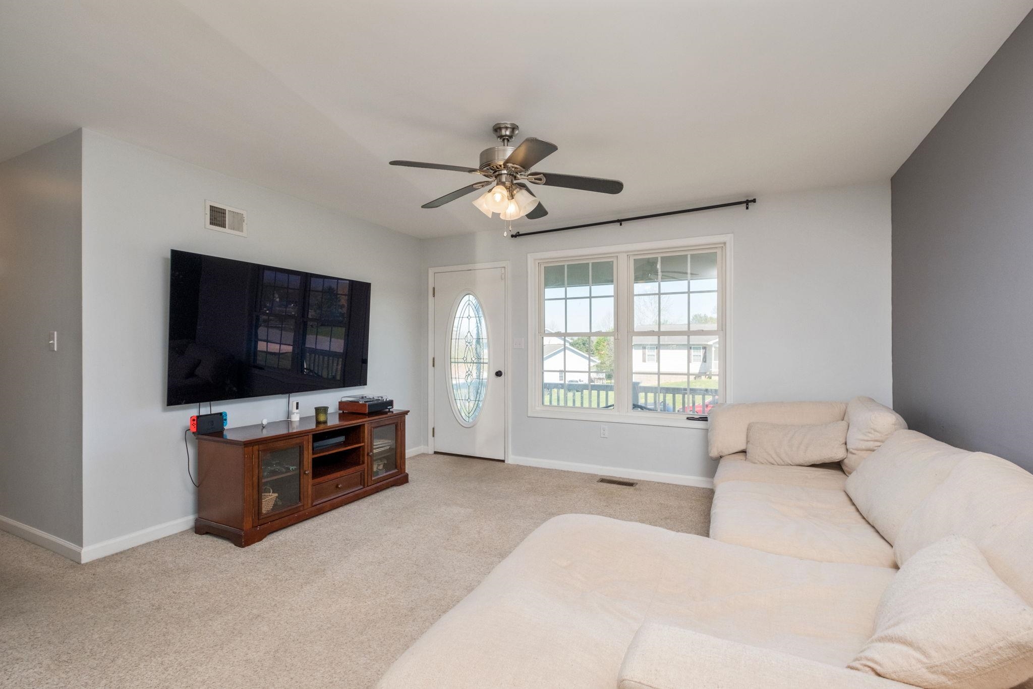 295 TANAGER LN, ELKTON, Virginia 22827, 4 Bedrooms Bedrooms, ,2 BathroomsBathrooms,Residential,295 TANAGER LN,675912 MLS # 675912