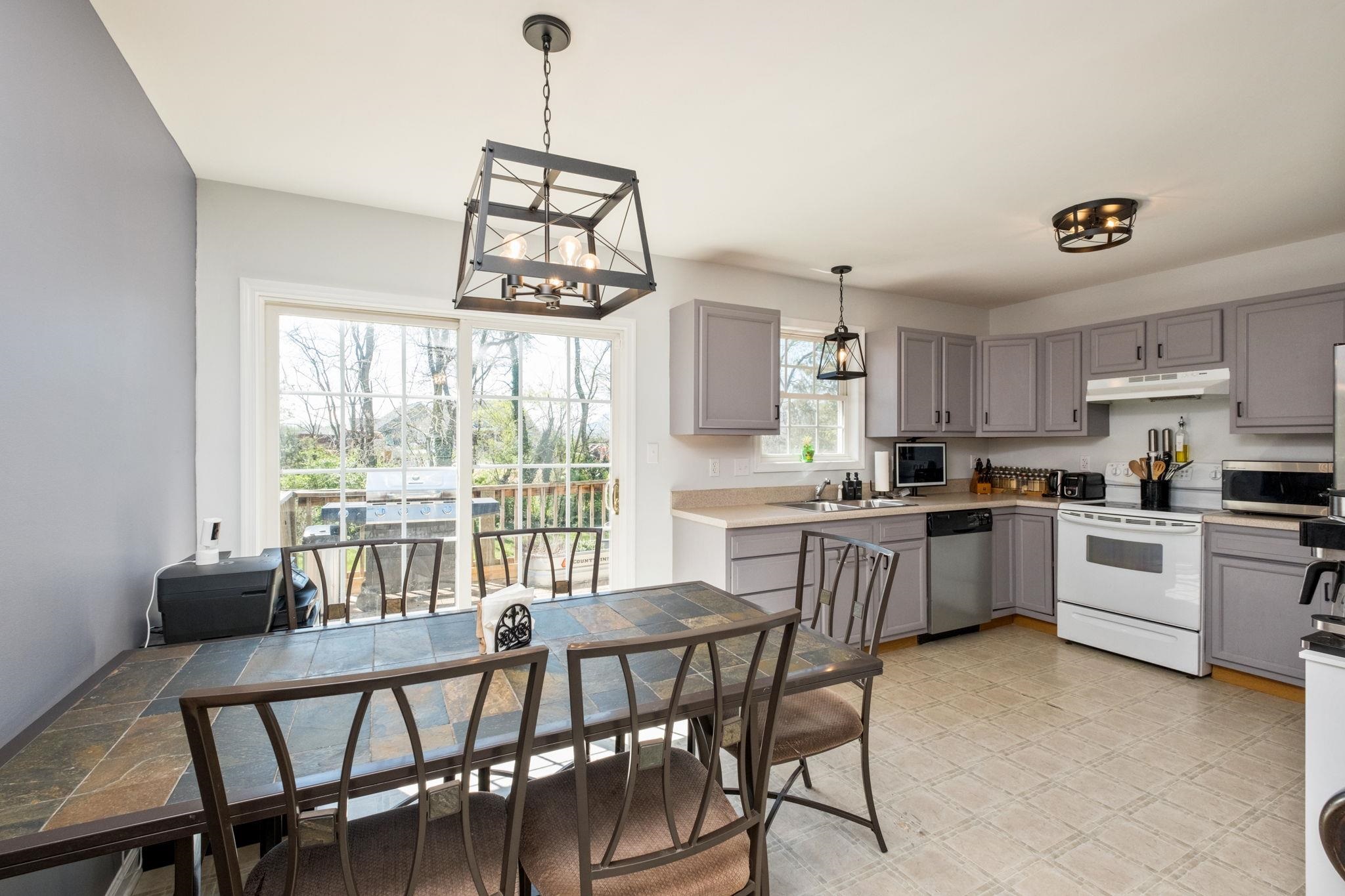 295 TANAGER LN, ELKTON, Virginia 22827, 4 Bedrooms Bedrooms, ,2 BathroomsBathrooms,Residential,295 TANAGER LN,675912 MLS # 675912