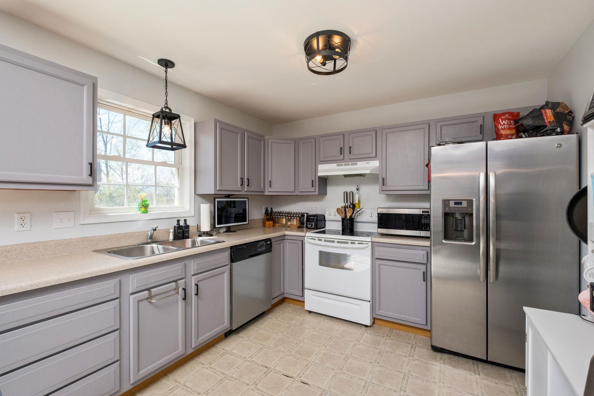 295 TANAGER LN, ELKTON, Virginia 22827, 4 Bedrooms Bedrooms, ,2 BathroomsBathrooms,Residential,295 TANAGER LN,675912 MLS # 675912