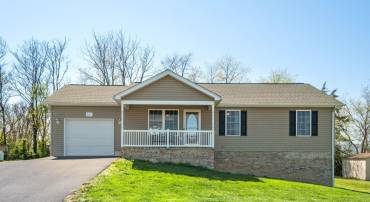 295 TANAGER LN, ELKTON, Virginia 22827, 4 Bedrooms Bedrooms, ,2 BathroomsBathrooms,Residential,295 TANAGER LN,675912 MLS # 675912