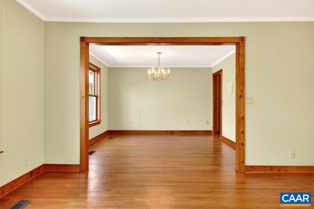 472 HORSESHOE MOUNTAIN RD, ROSELAND, Virginia 22967, 4 Bedrooms Bedrooms, ,4 BathroomsBathrooms,Residential,472 HORSESHOE MOUNTAIN RD,675913 MLS # 675913