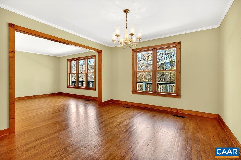 472 HORSESHOE MOUNTAIN RD, ROSELAND, Virginia 22967, 4 Bedrooms Bedrooms, ,4 BathroomsBathrooms,Residential,472 HORSESHOE MOUNTAIN RD,675913 MLS # 675913