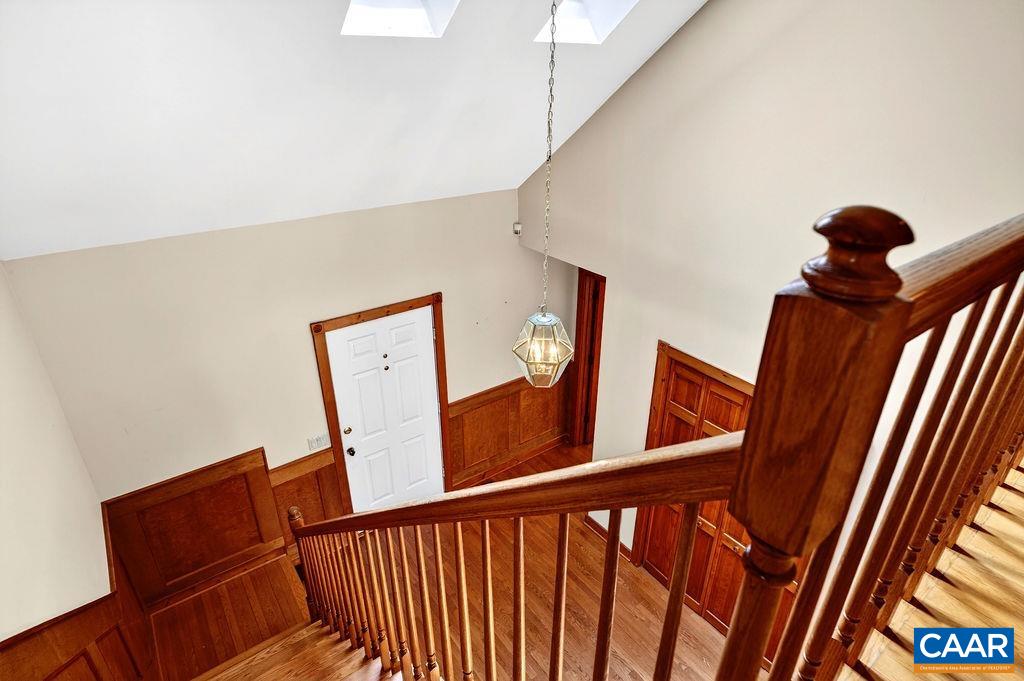 472 HORSESHOE MOUNTAIN RD, ROSELAND, Virginia 22967, 4 Bedrooms Bedrooms, ,4 BathroomsBathrooms,Residential,472 HORSESHOE MOUNTAIN RD,675913 MLS # 675913