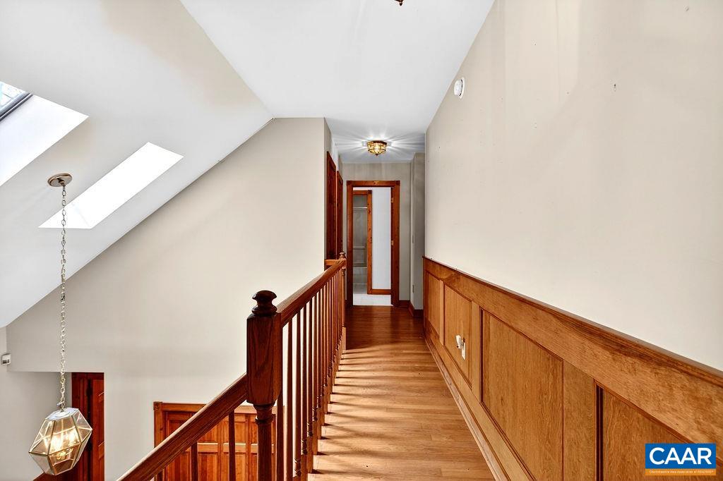 472 HORSESHOE MOUNTAIN RD, ROSELAND, Virginia 22967, 4 Bedrooms Bedrooms, ,4 BathroomsBathrooms,Residential,472 HORSESHOE MOUNTAIN RD,675913 MLS # 675913