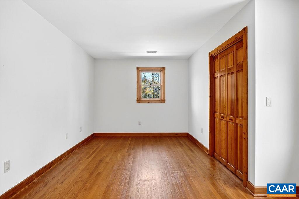 472 HORSESHOE MOUNTAIN RD, ROSELAND, Virginia 22967, 4 Bedrooms Bedrooms, ,4 BathroomsBathrooms,Residential,472 HORSESHOE MOUNTAIN RD,675913 MLS # 675913