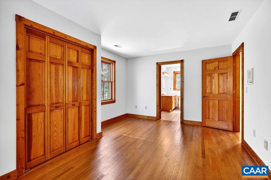 472 HORSESHOE MOUNTAIN RD, ROSELAND, Virginia 22967, 4 Bedrooms Bedrooms, ,4 BathroomsBathrooms,Residential,472 HORSESHOE MOUNTAIN RD,675913 MLS # 675913