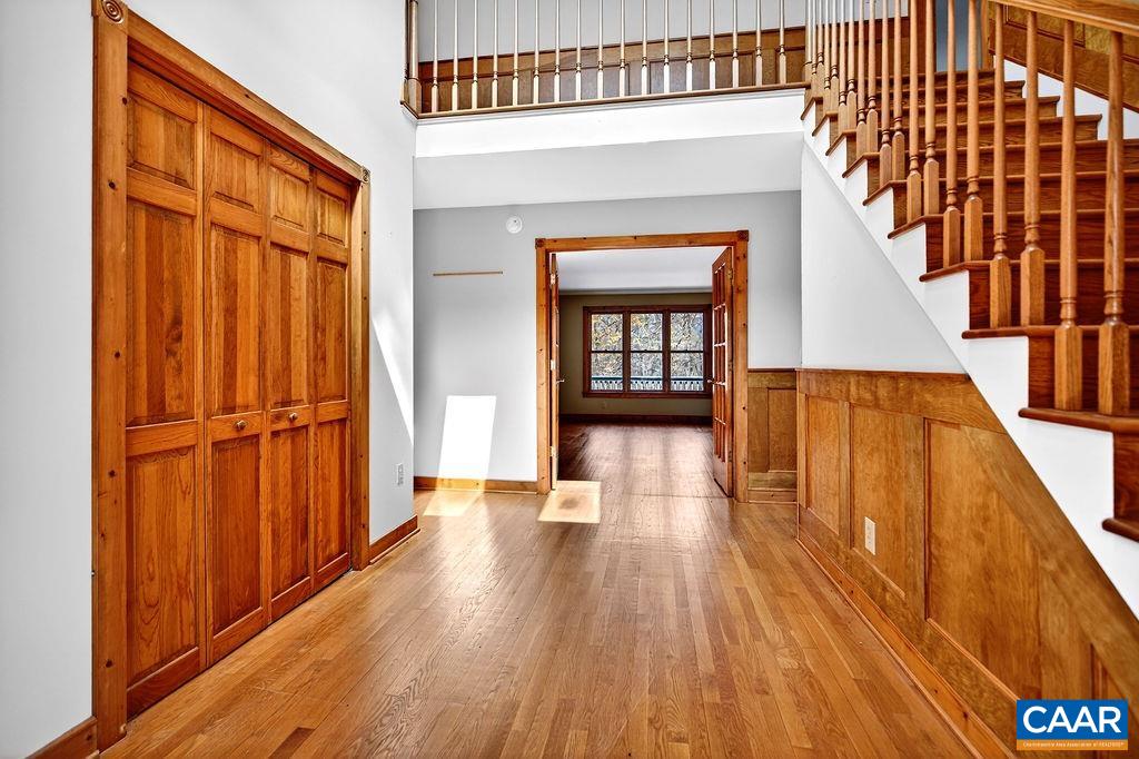 472 HORSESHOE MOUNTAIN RD, ROSELAND, Virginia 22967, 4 Bedrooms Bedrooms, ,4 BathroomsBathrooms,Residential,472 HORSESHOE MOUNTAIN RD,675913 MLS # 675913