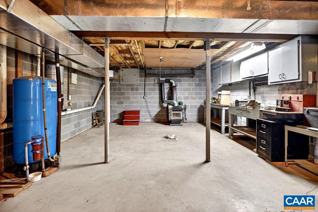 472 HORSESHOE MOUNTAIN RD, ROSELAND, Virginia 22967, 4 Bedrooms Bedrooms, ,4 BathroomsBathrooms,Residential,472 HORSESHOE MOUNTAIN RD,675913 MLS # 675913