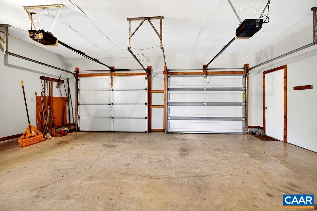 472 HORSESHOE MOUNTAIN RD, ROSELAND, Virginia 22967, 4 Bedrooms Bedrooms, ,4 BathroomsBathrooms,Residential,472 HORSESHOE MOUNTAIN RD,675913 MLS # 675913