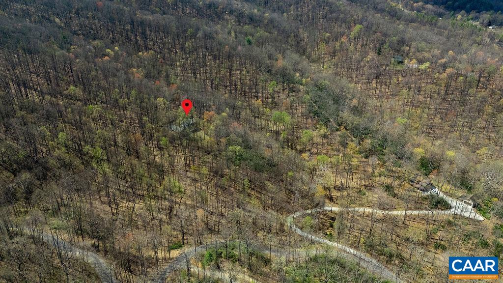 472 HORSESHOE MOUNTAIN RD, ROSELAND, Virginia 22967, 4 Bedrooms Bedrooms, ,4 BathroomsBathrooms,Residential,472 HORSESHOE MOUNTAIN RD,675913 MLS # 675913