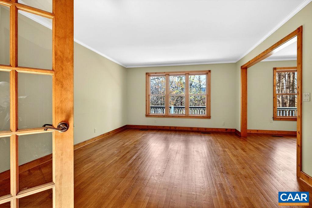 472 HORSESHOE MOUNTAIN RD, ROSELAND, Virginia 22967, 4 Bedrooms Bedrooms, ,4 BathroomsBathrooms,Residential,472 HORSESHOE MOUNTAIN RD,675913 MLS # 675913