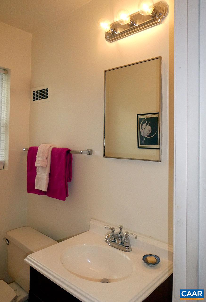 1600 TRAILRIDGE RD, CHARLOTTESVILLE, Virginia 22903, 3 Bedrooms Bedrooms, ,1 BathroomBathrooms,Residential,1600 TRAILRIDGE RD,675916 MLS # 675916