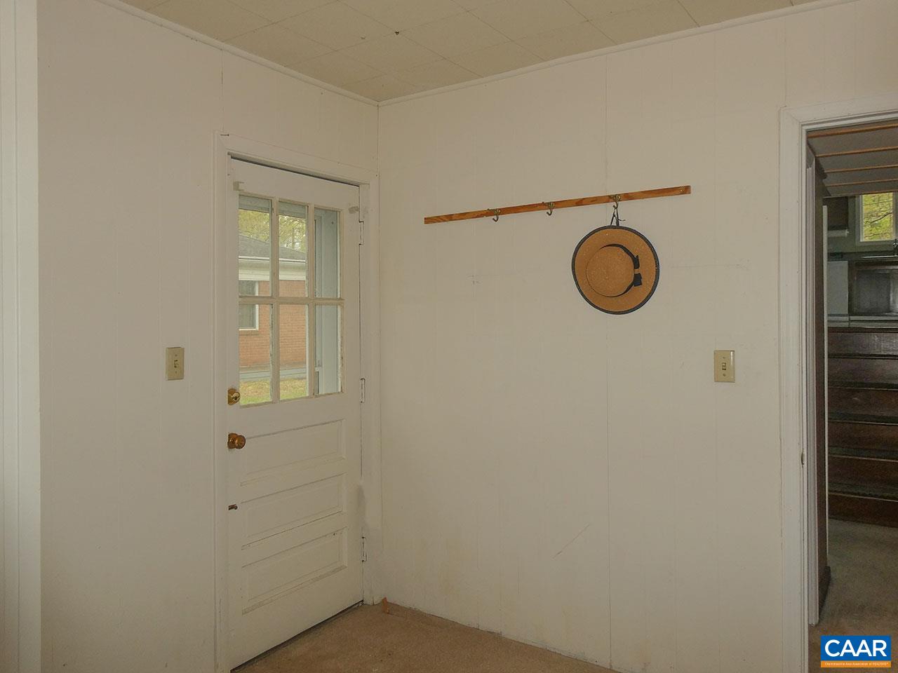 1600 TRAILRIDGE RD, CHARLOTTESVILLE, Virginia 22903, 3 Bedrooms Bedrooms, ,1 BathroomBathrooms,Residential,1600 TRAILRIDGE RD,675916 MLS # 675916