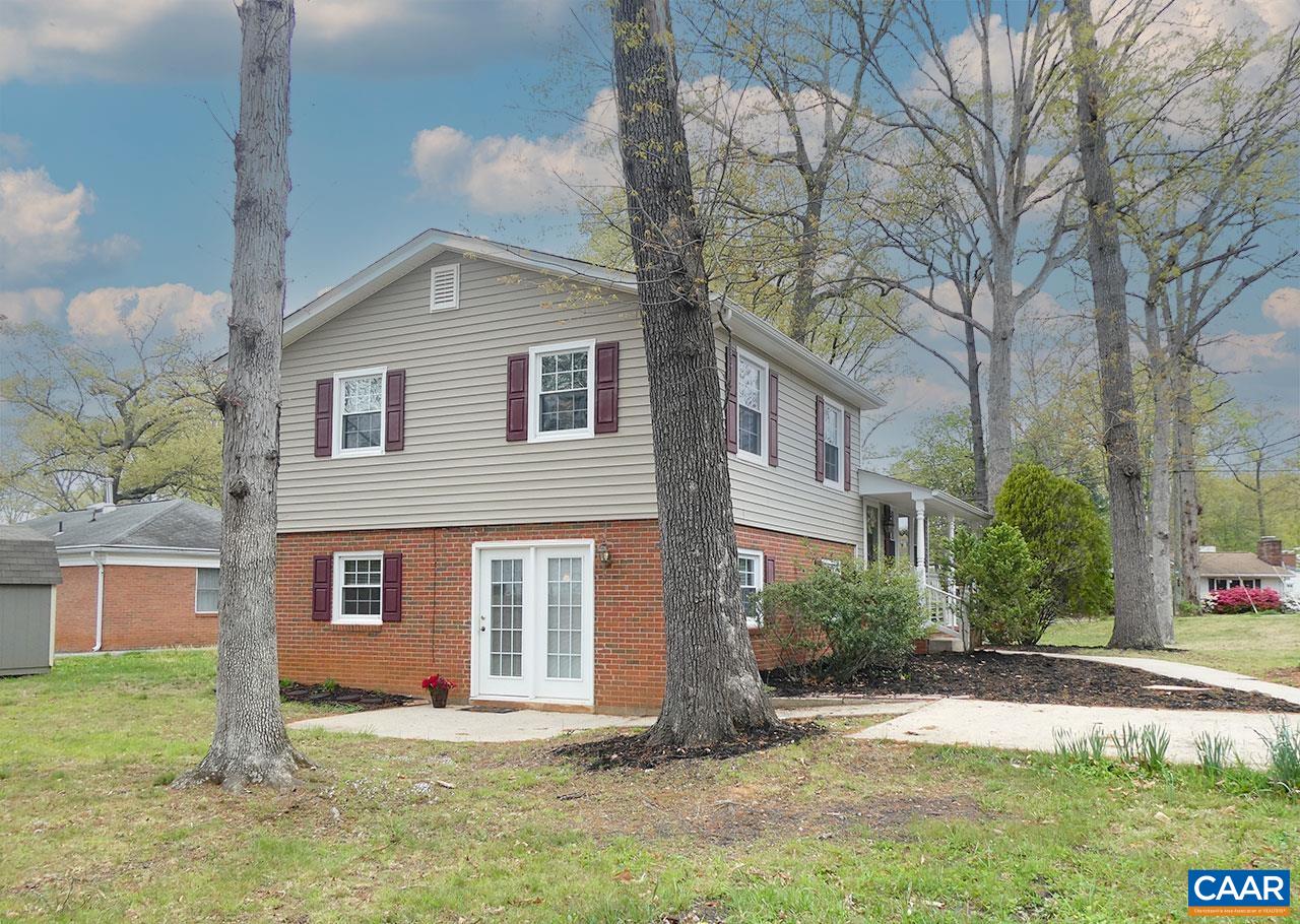 1600 TRAILRIDGE RD, CHARLOTTESVILLE, Virginia 22903, 3 Bedrooms Bedrooms, ,1 BathroomBathrooms,Residential,1600 TRAILRIDGE RD,675916 MLS # 675916