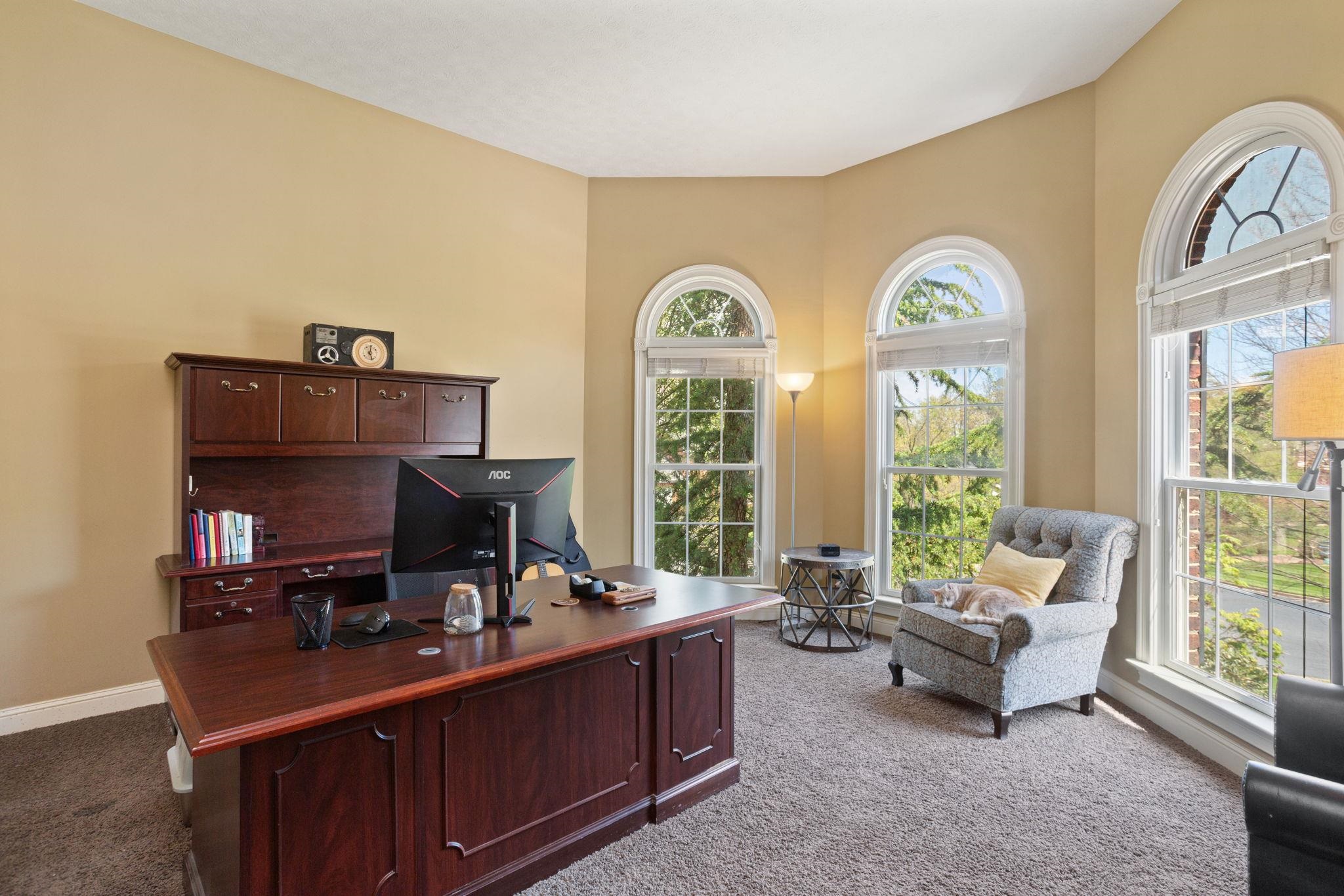 127 FAIRWAY DR, HARRISONBURG, Virginia 22802, 6 Bedrooms Bedrooms, ,4 BathroomsBathrooms,Residential,127 FAIRWAY DR,675918 MLS # 675918