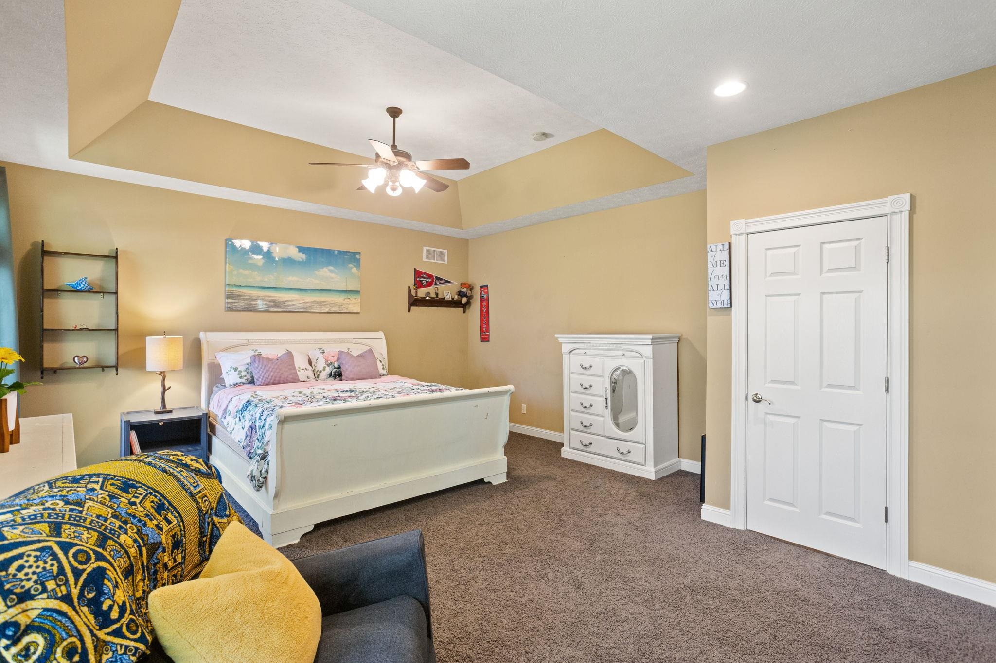 127 FAIRWAY DR, HARRISONBURG, Virginia 22802, 6 Bedrooms Bedrooms, ,4 BathroomsBathrooms,Residential,127 FAIRWAY DR,675918 MLS # 675918