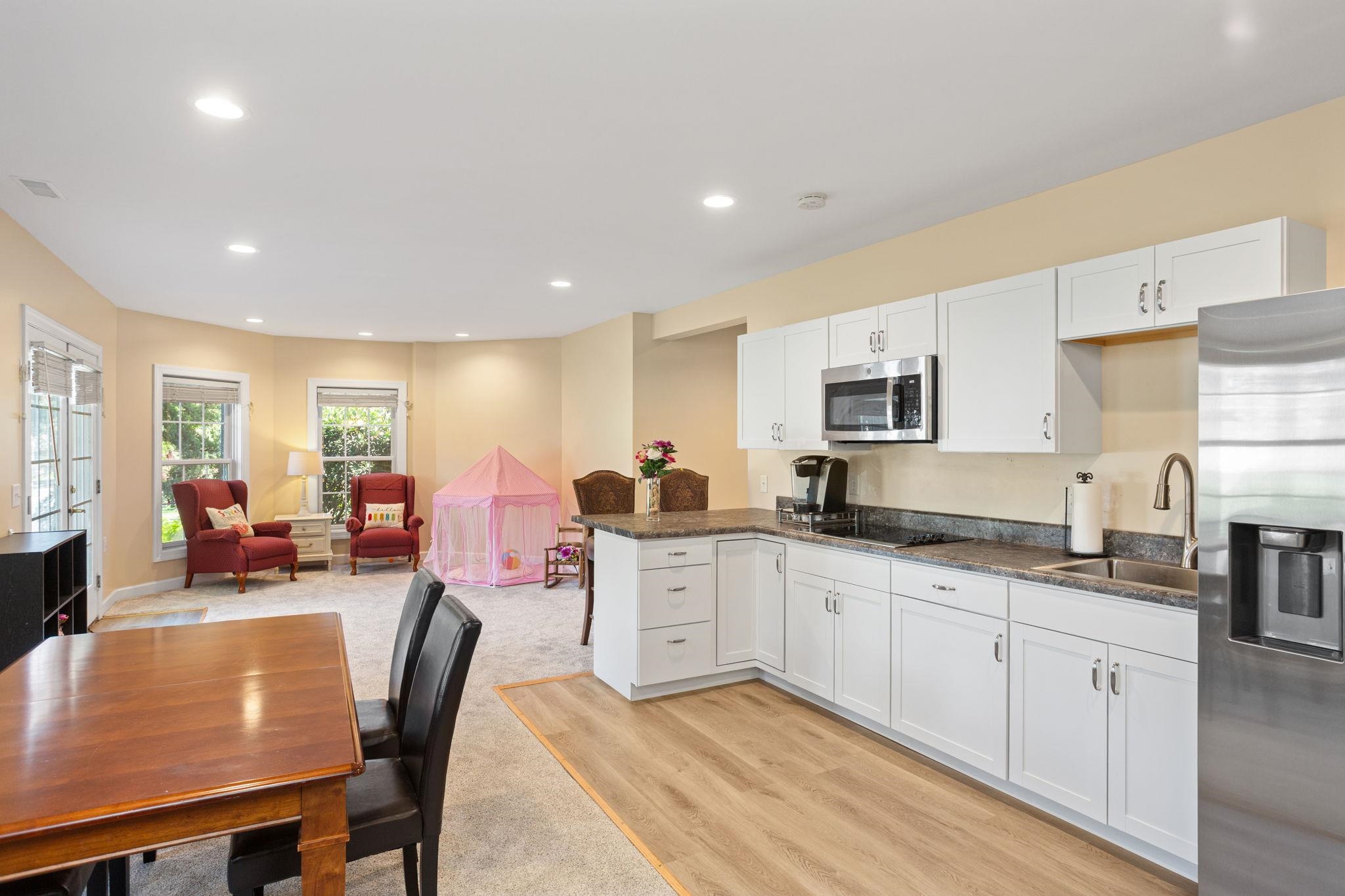 127 FAIRWAY DR, HARRISONBURG, Virginia 22802, 6 Bedrooms Bedrooms, ,4 BathroomsBathrooms,Residential,127 FAIRWAY DR,675918 MLS # 675918