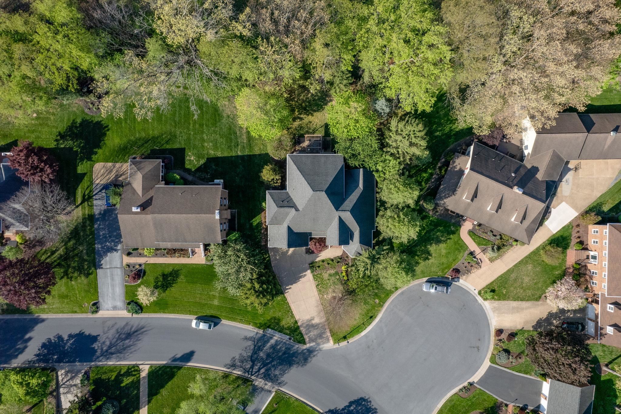 127 FAIRWAY DR, HARRISONBURG, Virginia 22802, 6 Bedrooms Bedrooms, ,4 BathroomsBathrooms,Residential,127 FAIRWAY DR,675918 MLS # 675918