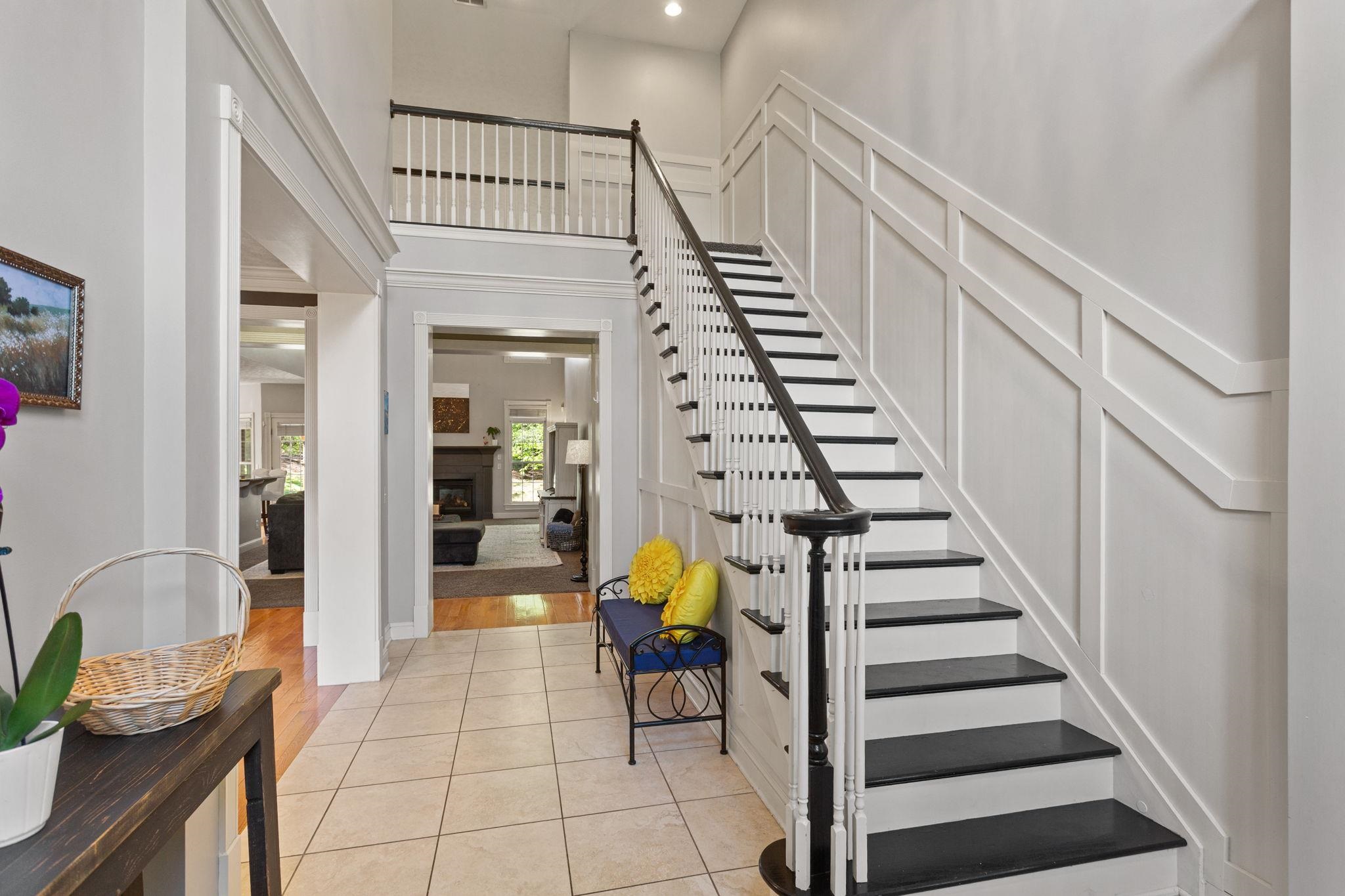 127 FAIRWAY DR, HARRISONBURG, Virginia 22802, 6 Bedrooms Bedrooms, ,4 BathroomsBathrooms,Residential,127 FAIRWAY DR,675918 MLS # 675918