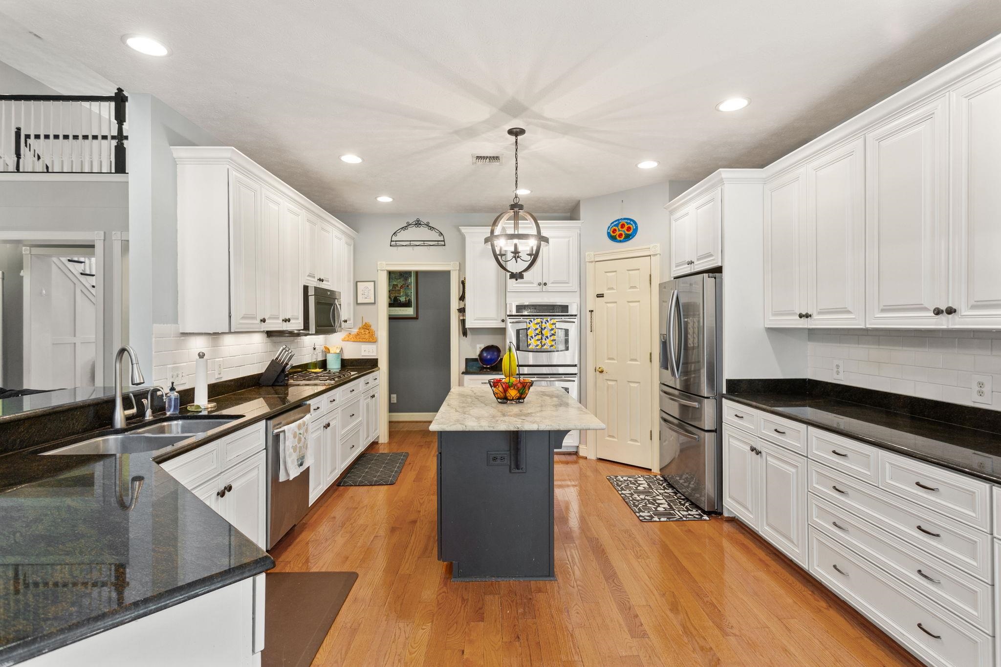 127 FAIRWAY DR, HARRISONBURG, Virginia 22802, 6 Bedrooms Bedrooms, ,4 BathroomsBathrooms,Residential,127 FAIRWAY DR,675918 MLS # 675918