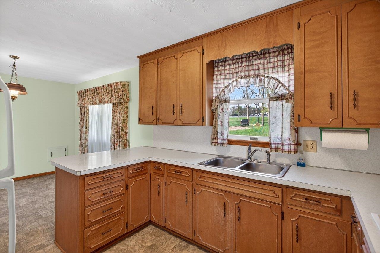 211 PEAR ST, HARRISONBURG, Virginia 22801, 3 Bedrooms Bedrooms, ,1 BathroomBathrooms,Residential,211 PEAR ST,675919 MLS # 675919