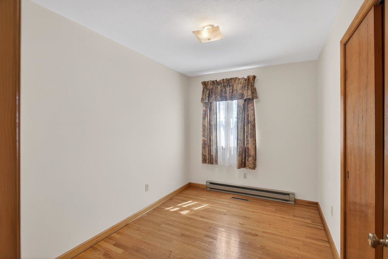 211 PEAR ST, HARRISONBURG, Virginia 22801, 3 Bedrooms Bedrooms, ,1 BathroomBathrooms,Residential,211 PEAR ST,675919 MLS # 675919