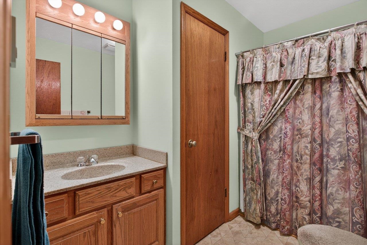 211 PEAR ST, HARRISONBURG, Virginia 22801, 3 Bedrooms Bedrooms, ,1 BathroomBathrooms,Residential,211 PEAR ST,675919 MLS # 675919