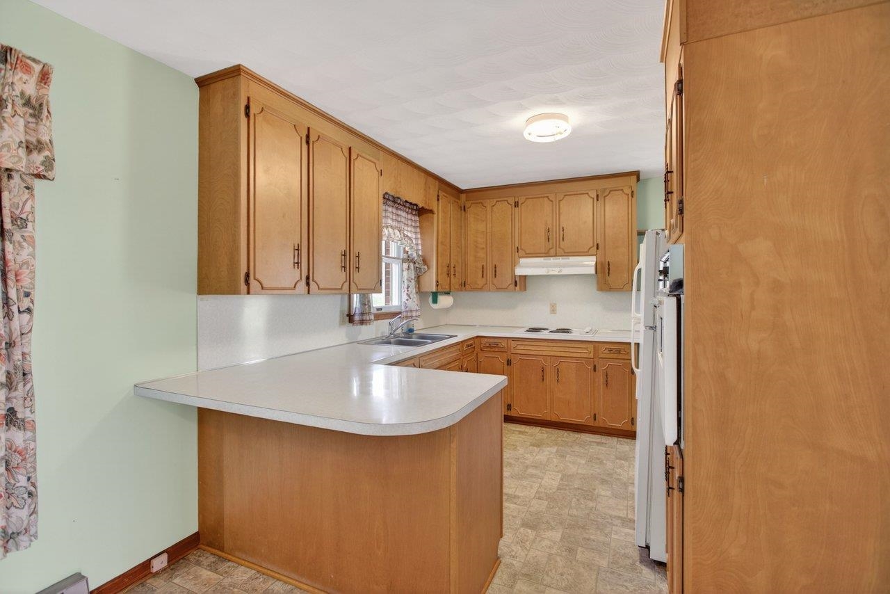 211 PEAR ST, HARRISONBURG, Virginia 22801, 3 Bedrooms Bedrooms, ,1 BathroomBathrooms,Residential,211 PEAR ST,675919 MLS # 675919