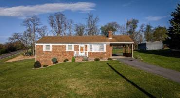 211 PEAR ST, HARRISONBURG, Virginia 22801, 3 Bedrooms Bedrooms, ,1 BathroomBathrooms,Residential,211 PEAR ST,675919 MLS # 675919