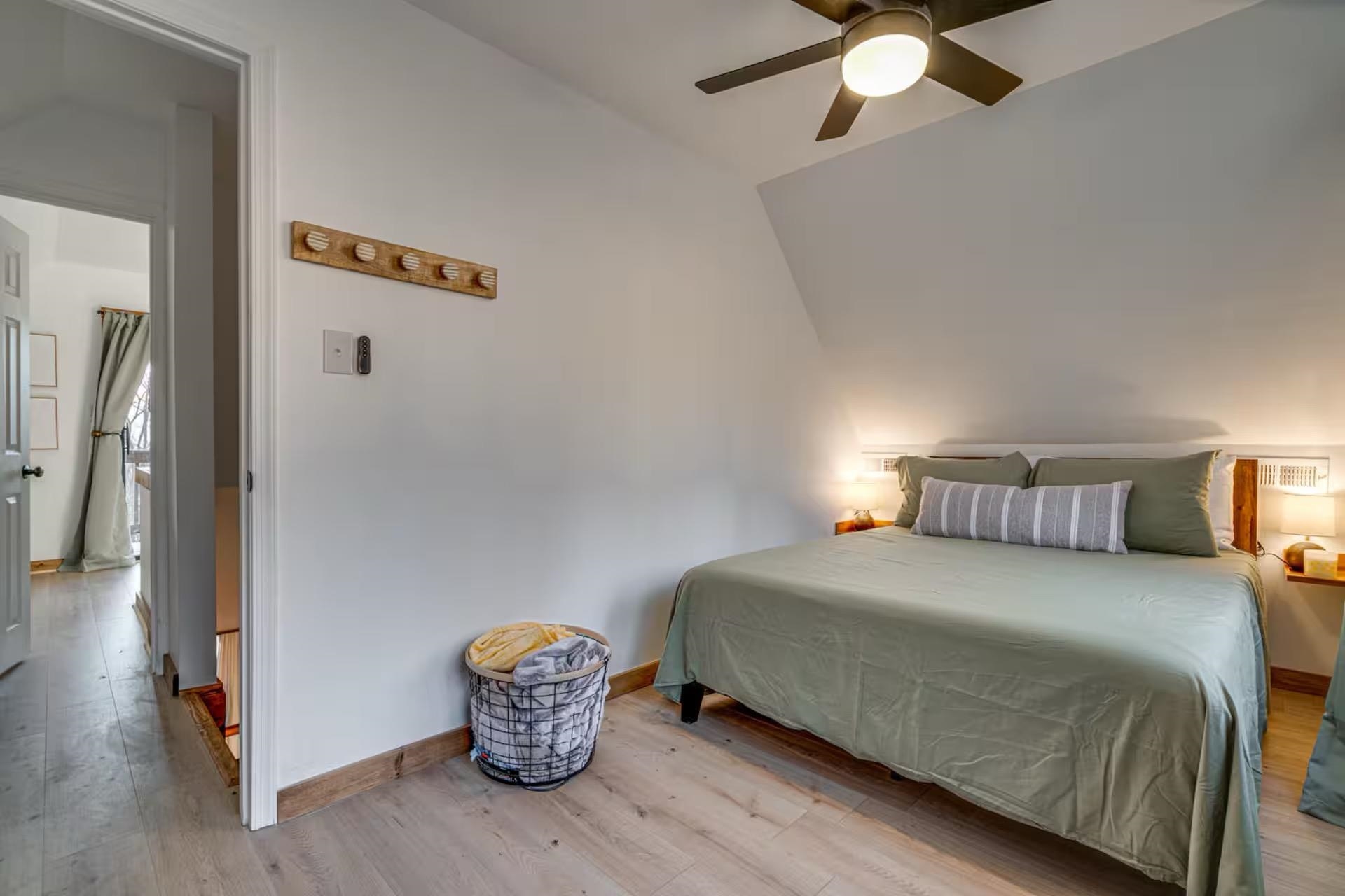 137 PARK VIEW DR, SHENANDOAH, Virginia 22849, 2 Bedrooms Bedrooms, ,1 BathroomBathrooms,Residential,River&rsquo;s Cabin with Hot Tub, Firepit and Fun ,137 PARK VIEW DR,675921 MLS # 675921