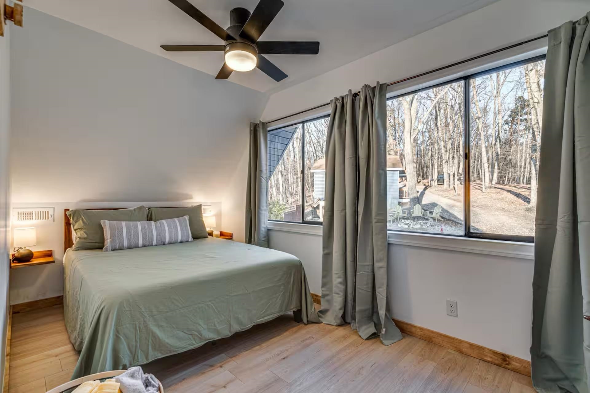 137 PARK VIEW DR, SHENANDOAH, Virginia 22849, 2 Bedrooms Bedrooms, ,1 BathroomBathrooms,Residential,River&rsquo;s Cabin with Hot Tub, Firepit and Fun ,137 PARK VIEW DR,675921 MLS # 675921