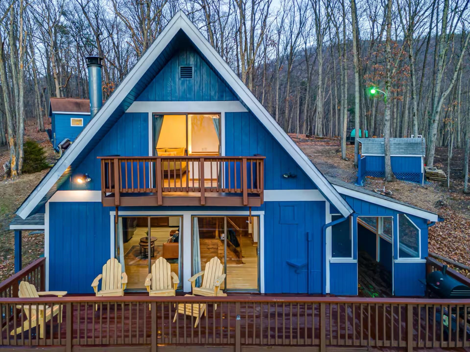 137 PARK VIEW DR, SHENANDOAH, Virginia 22849, 2 Bedrooms Bedrooms, ,1 BathroomBathrooms,Residential,River&rsquo;s Cabin with Hot Tub, Firepit and Fun ,137 PARK VIEW DR,675921 MLS # 675921