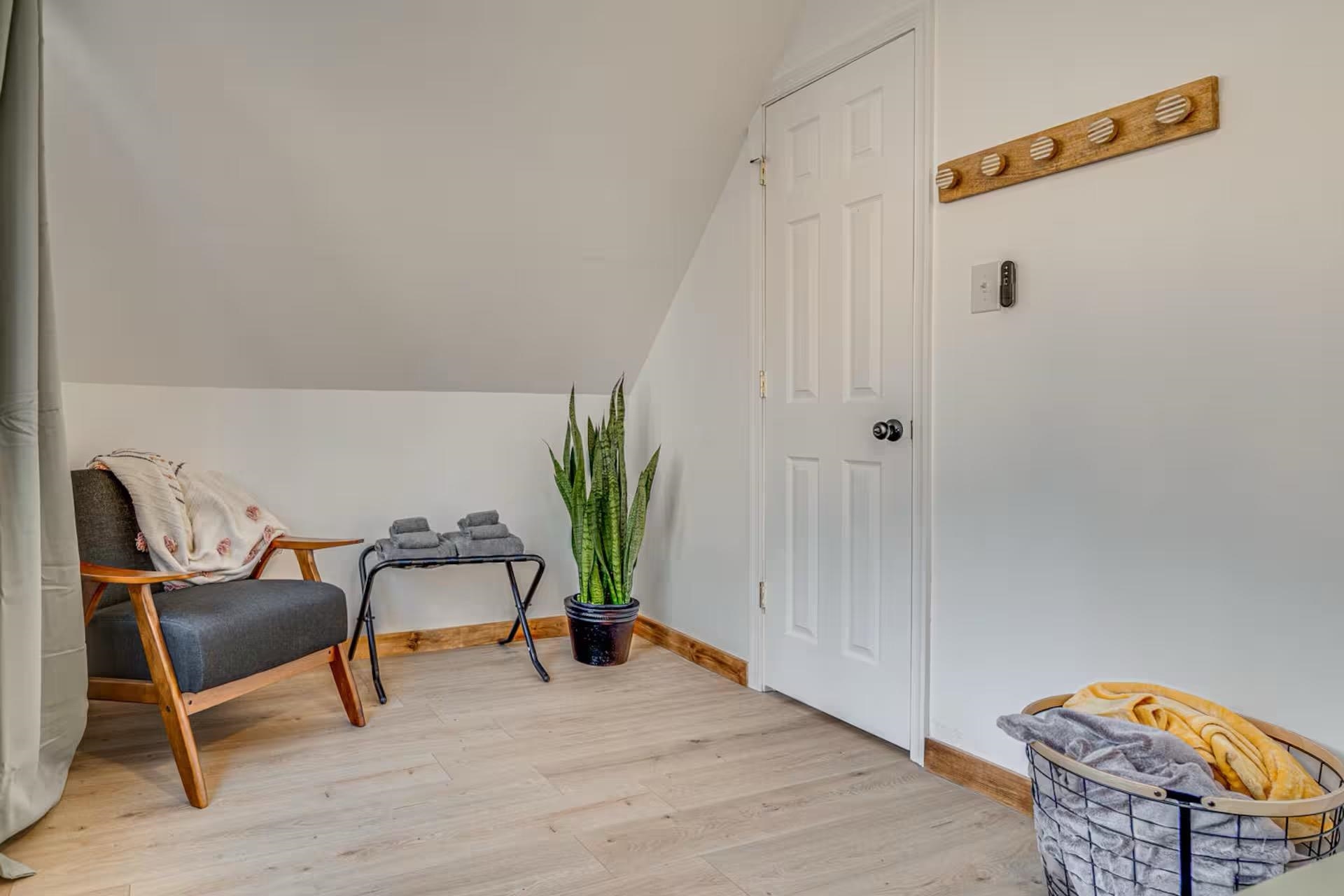 137 PARK VIEW DR, SHENANDOAH, Virginia 22849, 2 Bedrooms Bedrooms, ,1 BathroomBathrooms,Residential,River&rsquo;s Cabin with Hot Tub, Firepit and Fun ,137 PARK VIEW DR,675921 MLS # 675921