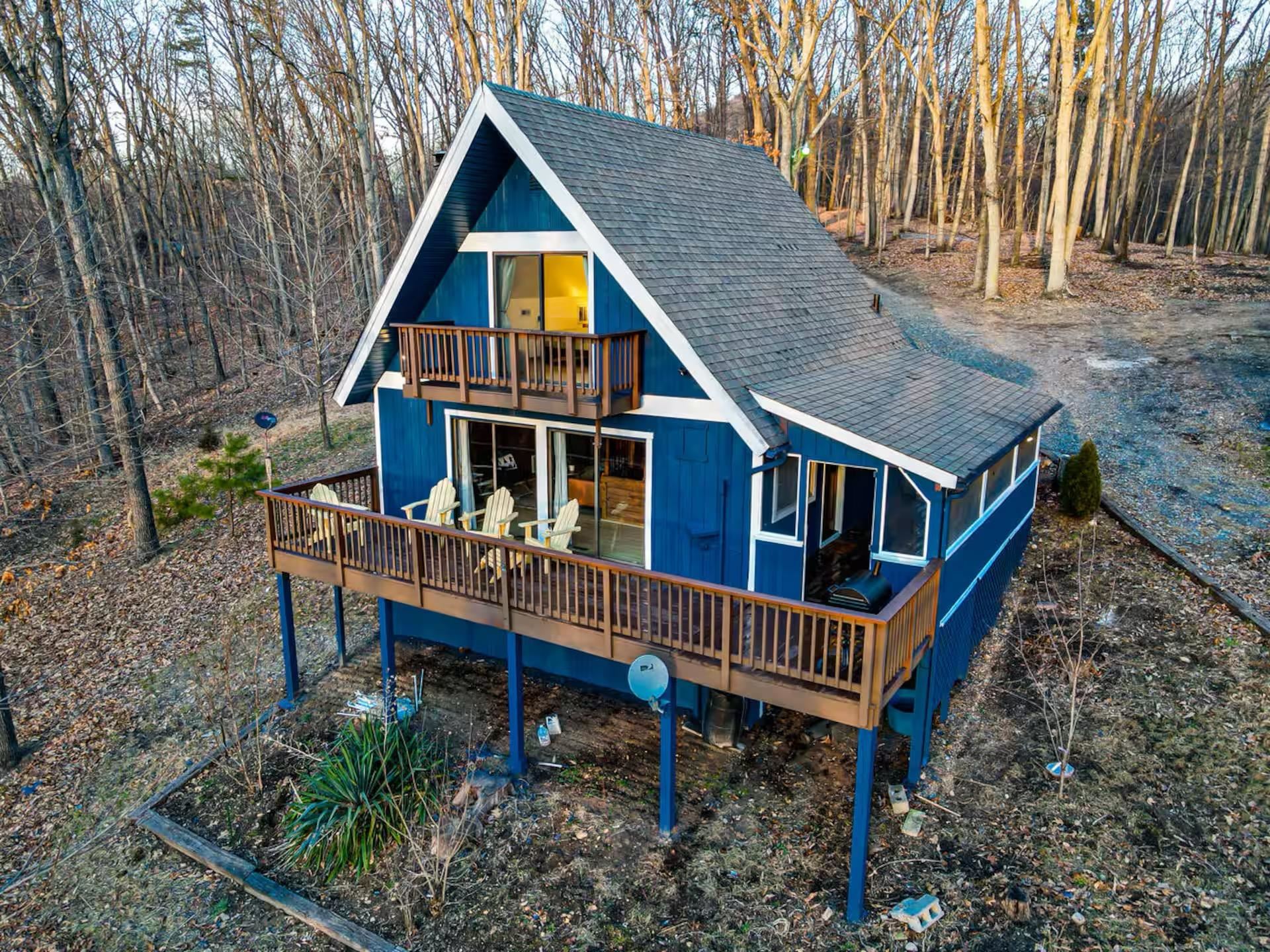 137 PARK VIEW DR, SHENANDOAH, Virginia 22849, 2 Bedrooms Bedrooms, ,1 BathroomBathrooms,Residential,River&rsquo;s Cabin with Hot Tub, Firepit and Fun ,137 PARK VIEW DR,675921 MLS # 675921