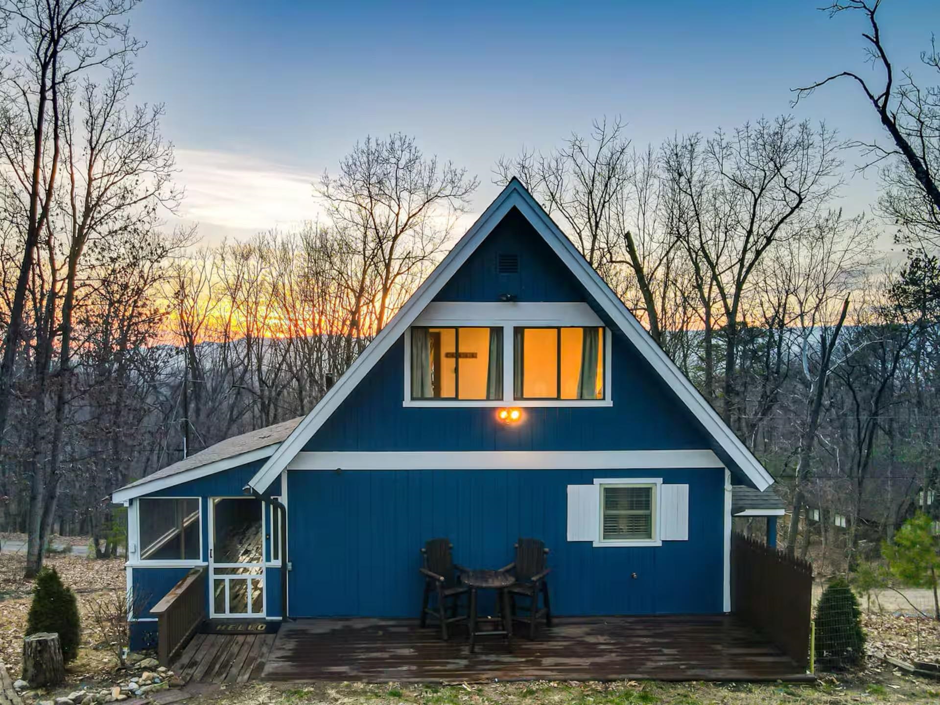 137 PARK VIEW DR, SHENANDOAH, Virginia 22849, 2 Bedrooms Bedrooms, ,1 BathroomBathrooms,Residential,River&rsquo;s Cabin with Hot Tub, Firepit and Fun ,137 PARK VIEW DR,675921 MLS # 675921