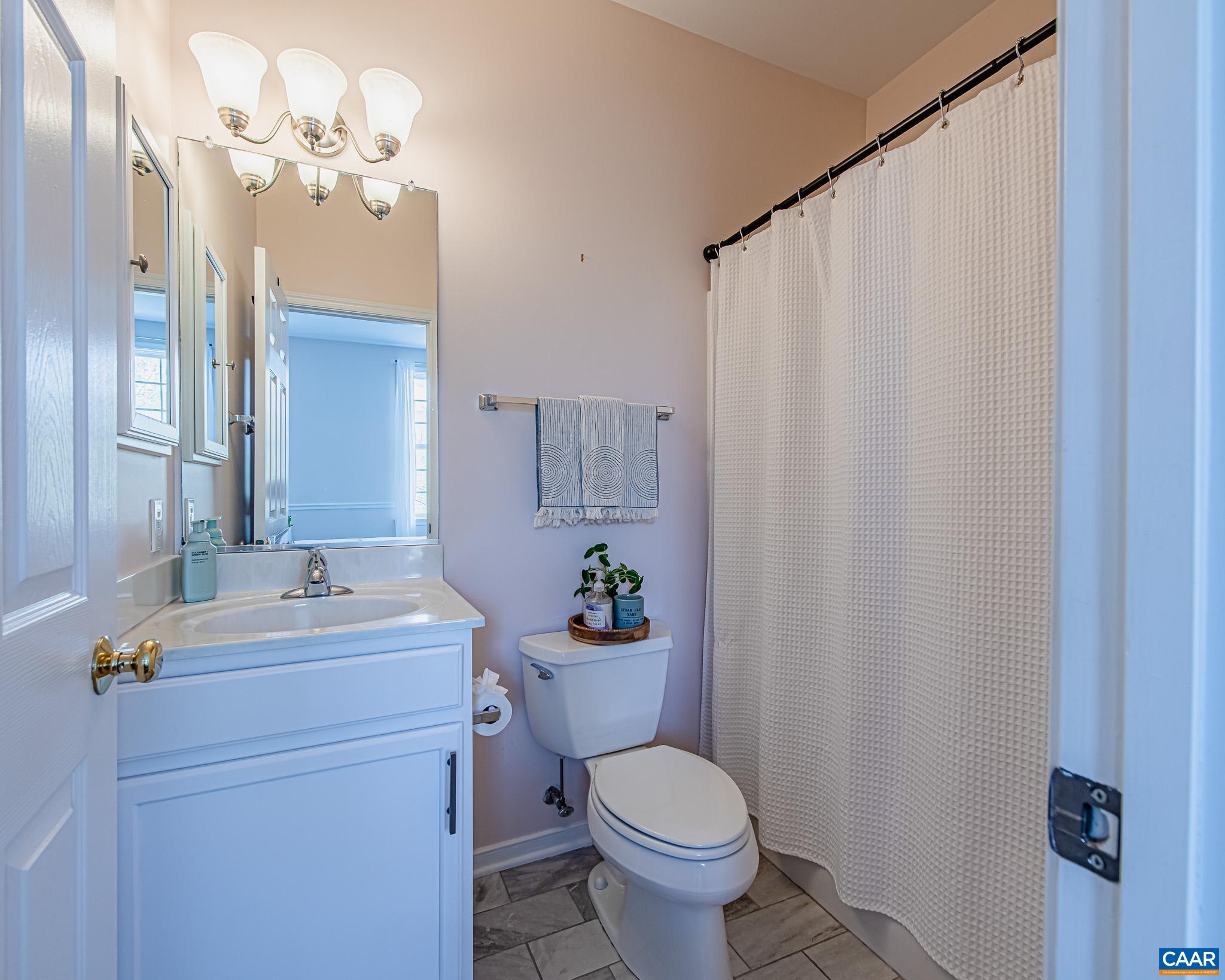 389 CLAREMONT LN, CROZET, Virginia 22932, 3 Bedrooms Bedrooms, ,3 BathroomsBathrooms,Residential,389 CLAREMONT LN,675922 MLS # 675922