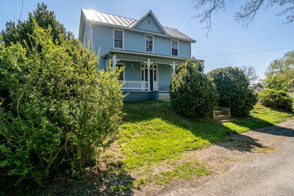 133 W SPRINGBROOK RD, BROADWAY, Virginia 22815, ,Commercial,133 W SPRINGBROOK RD,675953 MLS # 675953