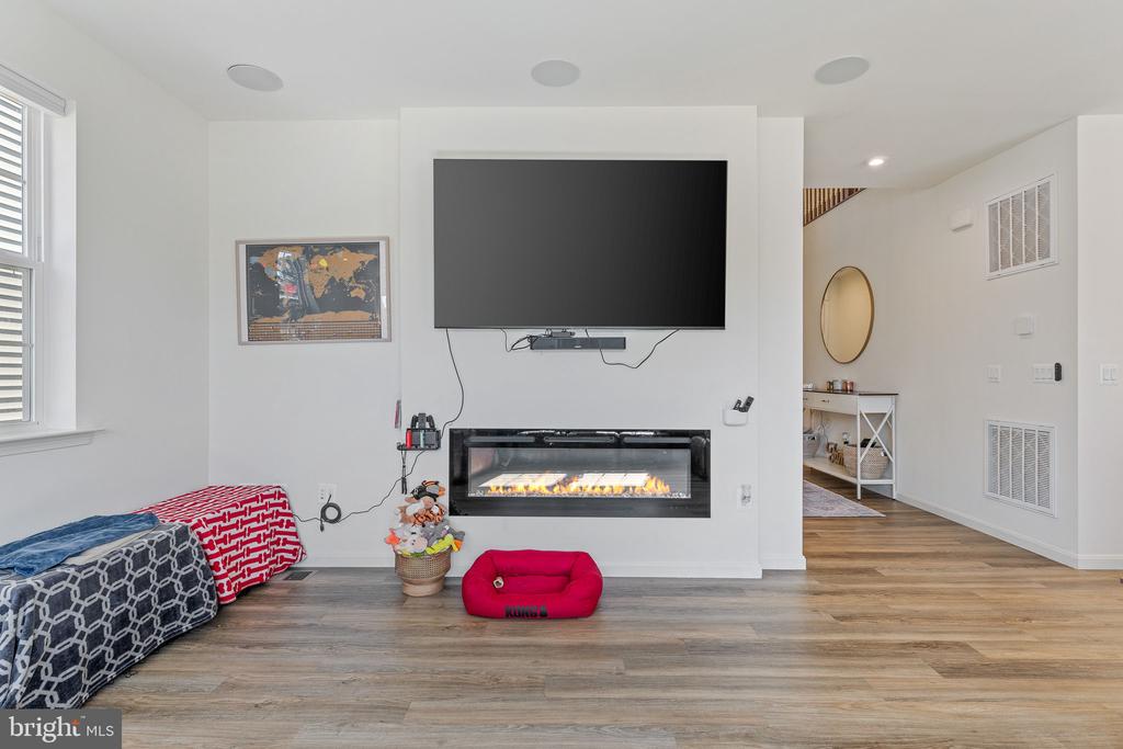 5402 REDGUM LN, FREDERICKSBURG, Virginia 22407, 4 Bedrooms Bedrooms, ,4 BathroomsBathrooms,Residential,5402 REDGUM LN,VASP2038862 MLS # VASP2038862