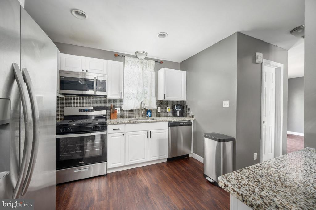 7504 LAURA LN, FREDERICKSBURG, Virginia 22407, 3 Bedrooms Bedrooms, ,3 BathroomsBathrooms,Residential,7504 LAURA LN,VASP2039678 MLS # VASP2039678