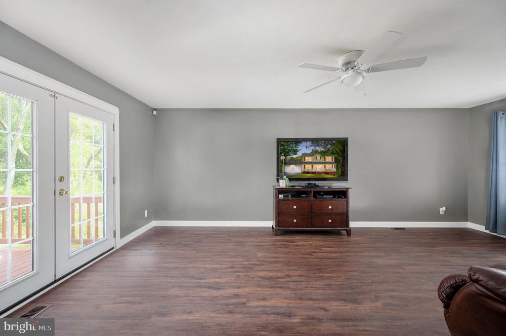 7504 LAURA LN, FREDERICKSBURG, Virginia 22407, 3 Bedrooms Bedrooms, ,3 BathroomsBathrooms,Residential,7504 LAURA LN,VASP2039678 MLS # VASP2039678