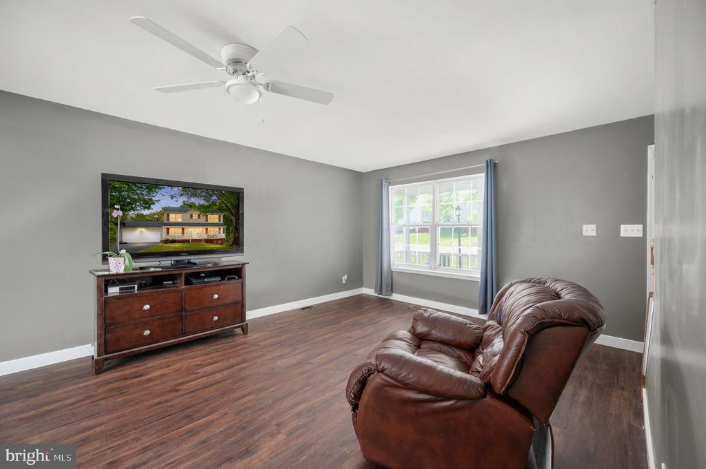 7504 LAURA LN, FREDERICKSBURG, Virginia 22407, 3 Bedrooms Bedrooms, ,3 BathroomsBathrooms,Residential,7504 LAURA LN,VASP2039678 MLS # VASP2039678