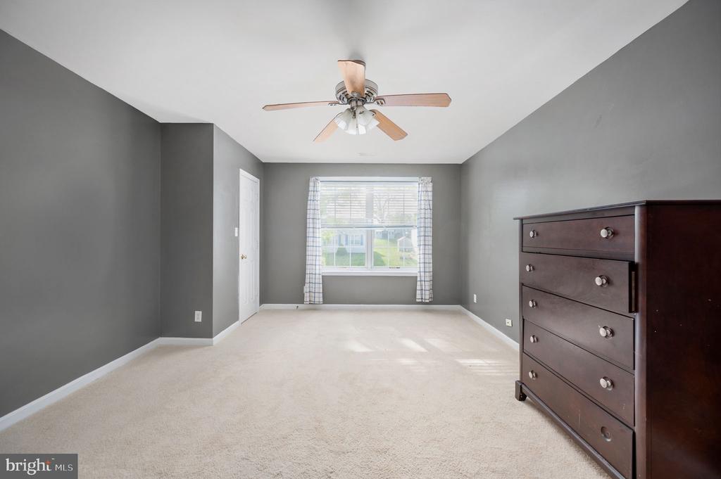 7504 LAURA LN, FREDERICKSBURG, Virginia 22407, 3 Bedrooms Bedrooms, ,3 BathroomsBathrooms,Residential,7504 LAURA LN,VASP2039678 MLS # VASP2039678