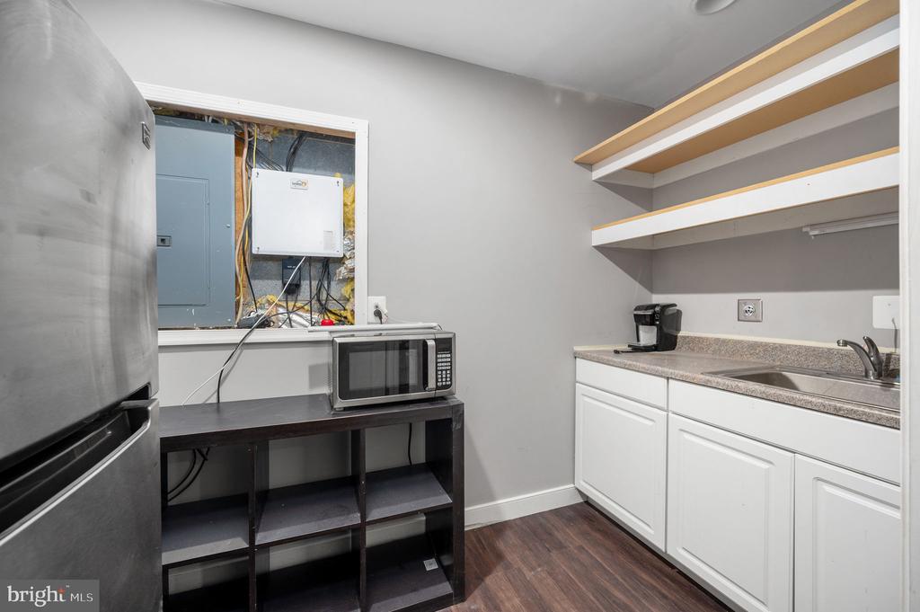 7504 LAURA LN, FREDERICKSBURG, Virginia 22407, 3 Bedrooms Bedrooms, ,3 BathroomsBathrooms,Residential,7504 LAURA LN,VASP2039678 MLS # VASP2039678