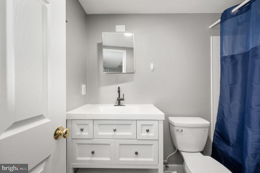 7504 LAURA LN, FREDERICKSBURG, Virginia 22407, 3 Bedrooms Bedrooms, ,3 BathroomsBathrooms,Residential,7504 LAURA LN,VASP2039678 MLS # VASP2039678