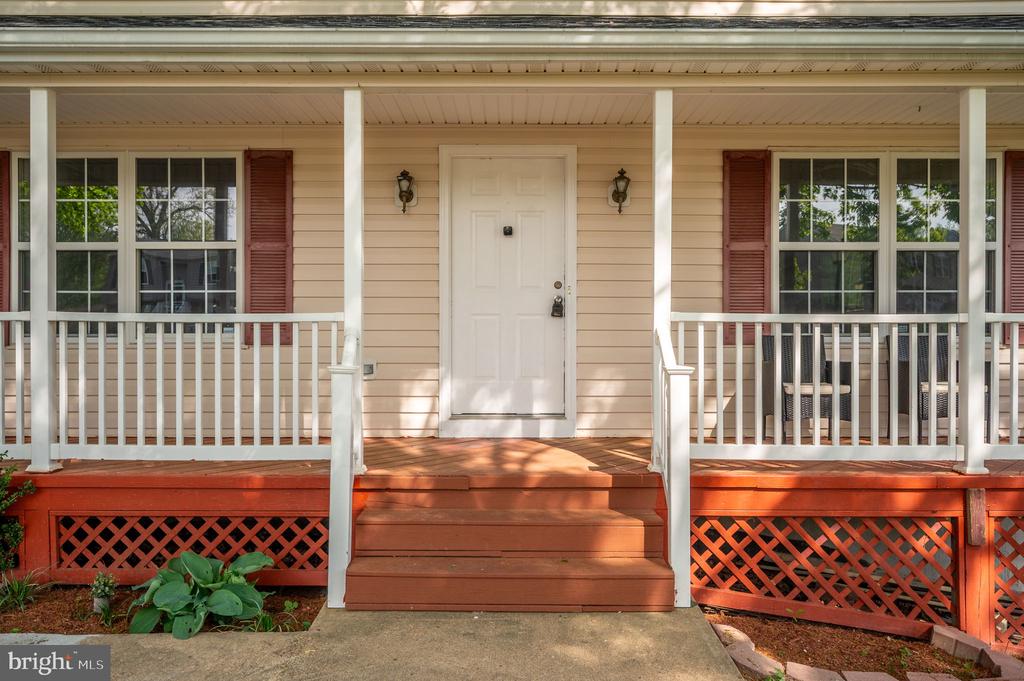 7504 LAURA LN, FREDERICKSBURG, Virginia 22407, 3 Bedrooms Bedrooms, ,3 BathroomsBathrooms,Residential,7504 LAURA LN,VASP2039678 MLS # VASP2039678