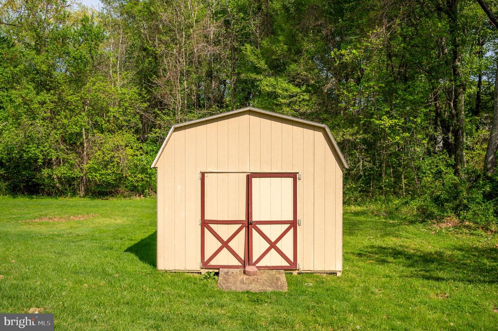 7504 LAURA LN, FREDERICKSBURG, Virginia 22407, 3 Bedrooms Bedrooms, ,3 BathroomsBathrooms,Residential,7504 LAURA LN,VASP2039678 MLS # VASP2039678